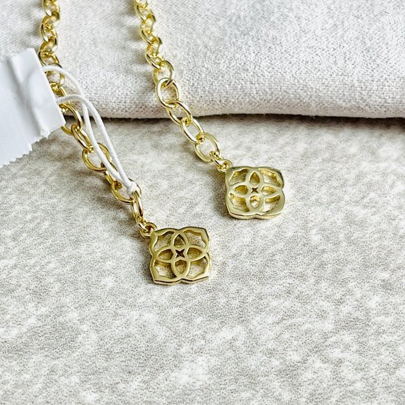 KENDRA SCOTT Kyla Flower Gold Pendant Necklace in Raspberry MOP - DO NOT BUY! - Picture 5 of 14